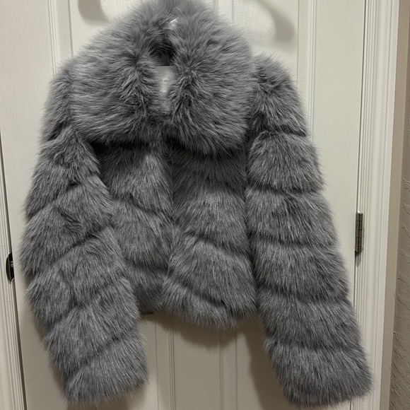 Avec Les Filles Faux Fur Crop Jacket Gray - Picture 12 of 16
